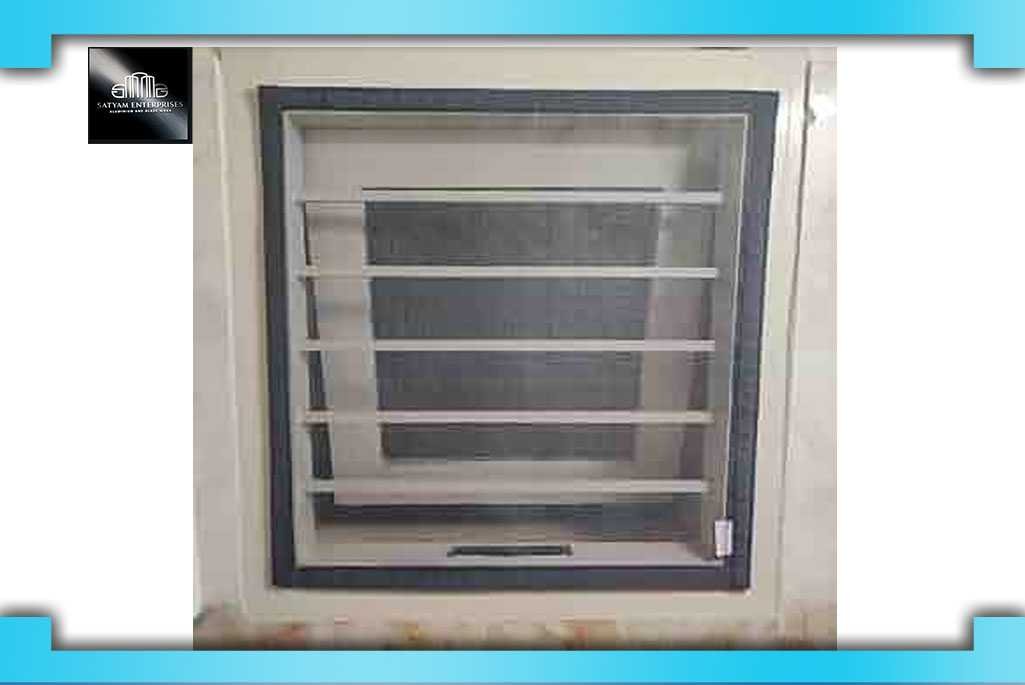 Openable s.s. mesh window (toilet & bathroom)