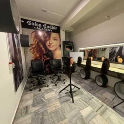 Salon Sudhir Academy